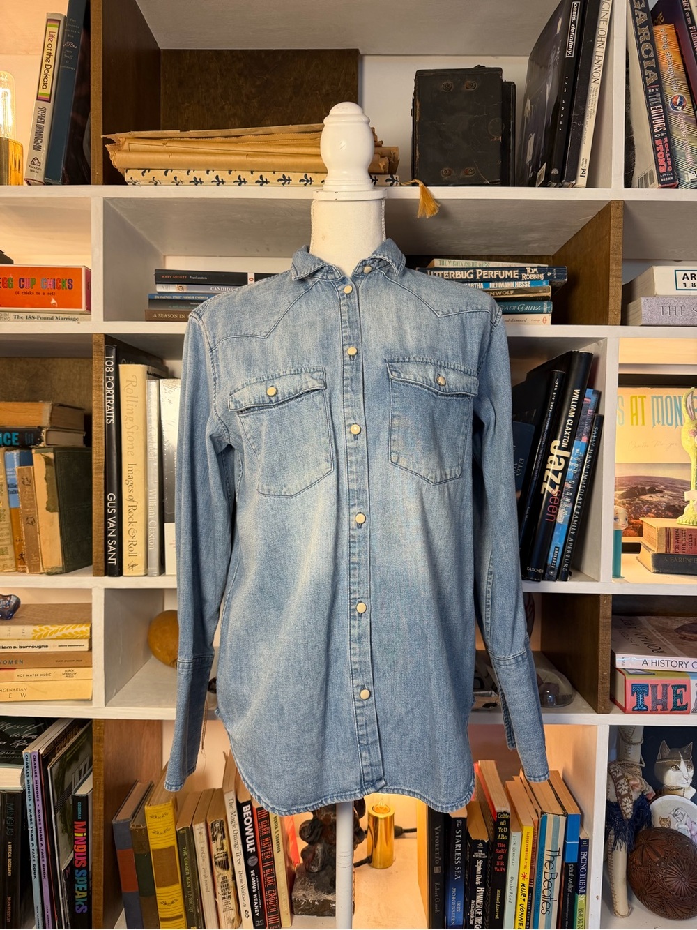 Light Blue Denim Button-Up Shirt - Classic Casual